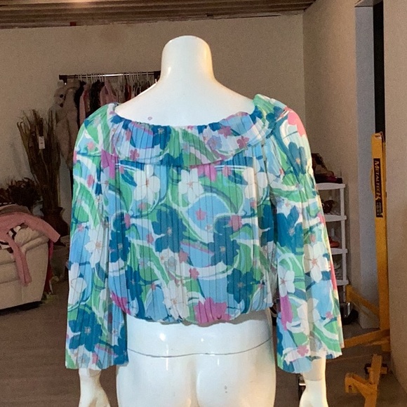 Floral Blouse - Picture 2 of 4